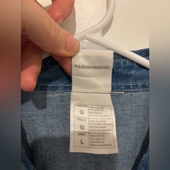 Warner Brothers VINTAGE99’ Looney Toons denim button up Large - Picture 4 of 6